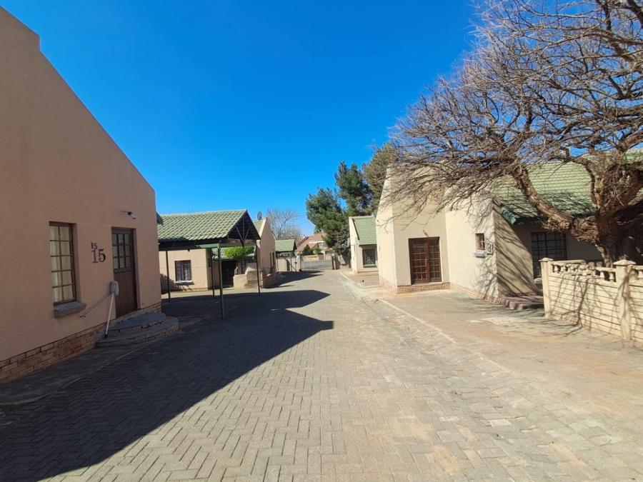 2 Bedroom Property for Sale in Navalsig Free State